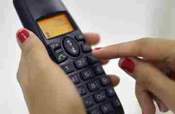  Serviço de telefonia fixa da operadora Oi é vendido por R$ 60 milhões 